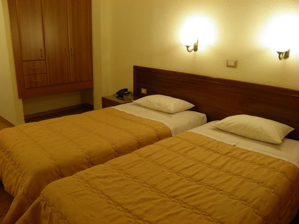 Hotel Meletiou Thebes Bilik gambar
