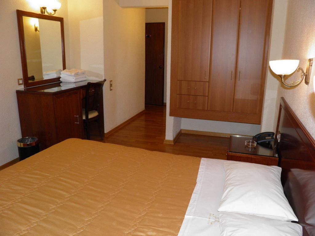 Hotel Meletiou Thebes Bilik gambar