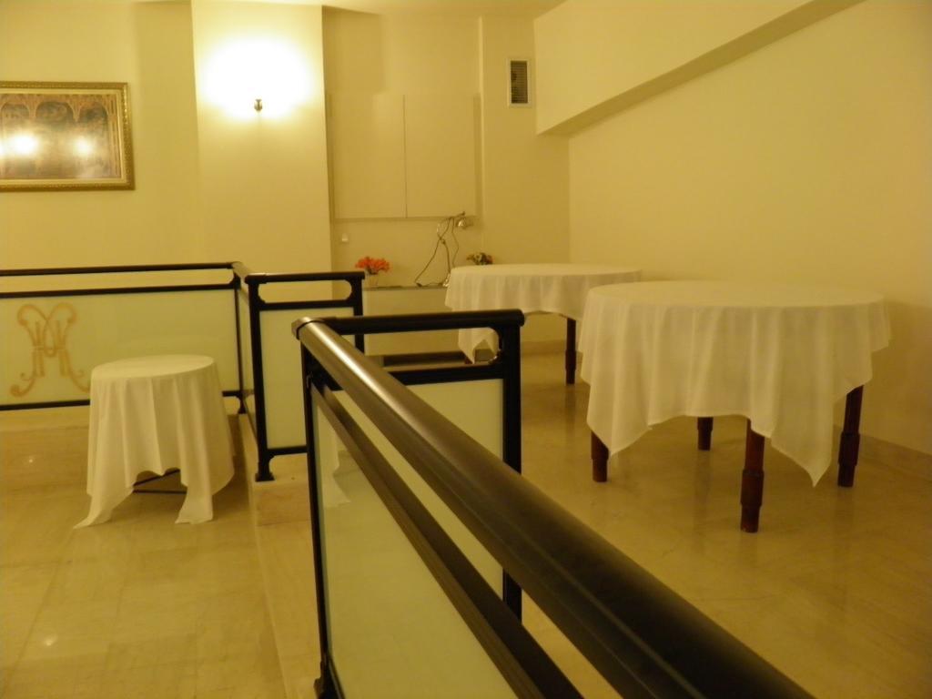 Hotel Meletiou Thebes Luaran gambar