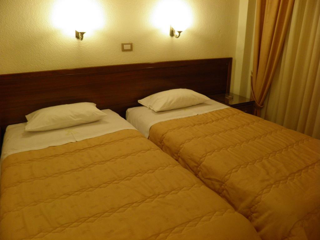 Hotel Meletiou Thebes Bilik gambar